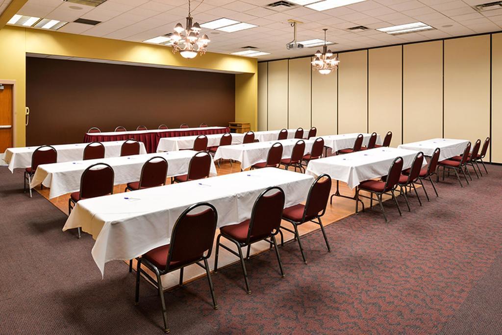 Americas Best Value Inn - Campus View О-Клэр Экстерьер фото